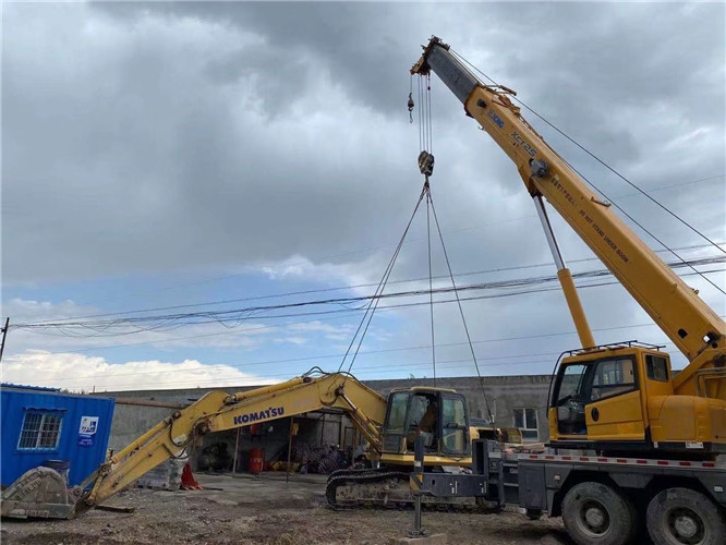 濉溪县25吨吊车的工作半径是多少？